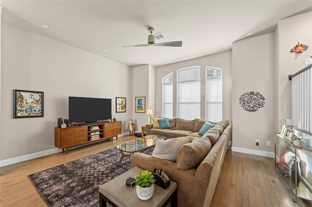 Building Photo - 762 Lacey Oaks Pl