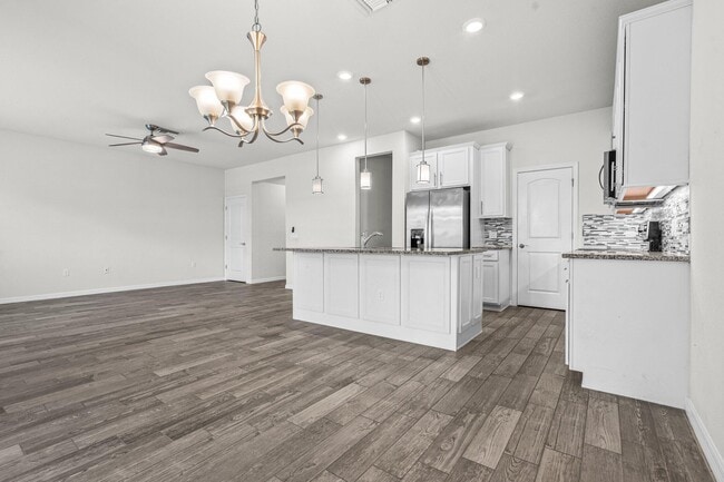 Building Photo - 4510 Eventing St