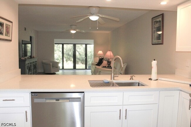 Building Photo - 6328 Sugar Bush Ln