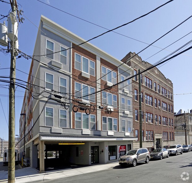 Primary Photo - 20 Canfield St