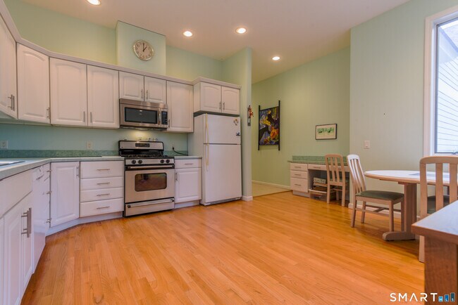Building Photo - 311 Dennison Rd