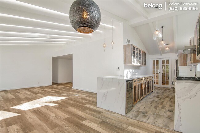 Building Photo - 6513 Corbin Ave