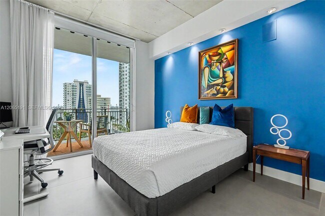 Building Photo - 2275 Biscayne Blvd