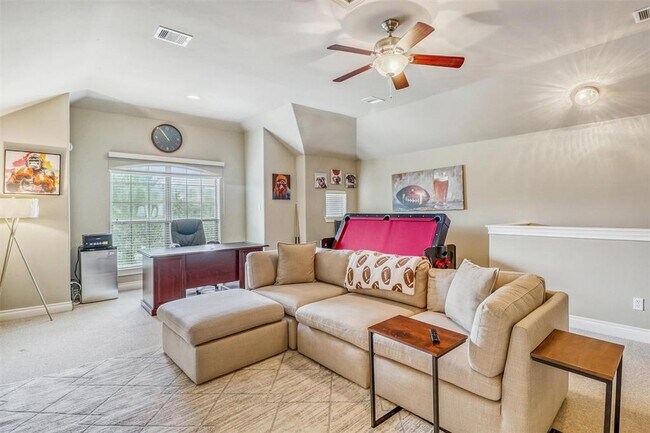 Building Photo - 9113 Creekstone Lake Dr