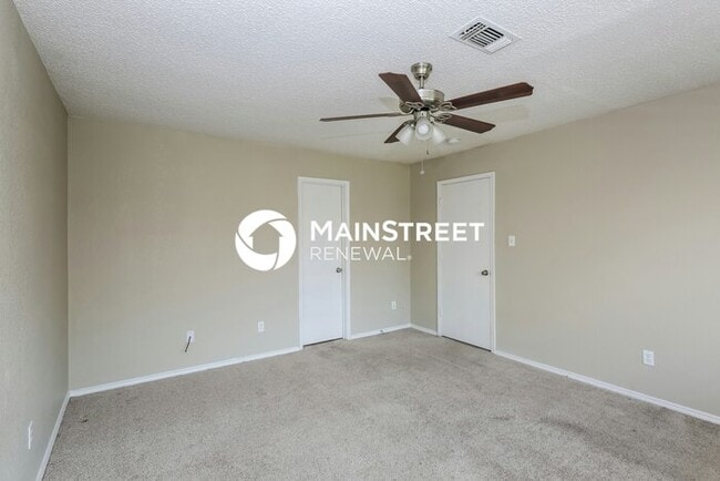 Building Photo - 3 Bedroom Pet-Friendly Home in Fort Worth,...