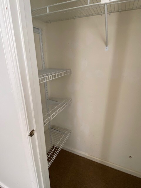 Building Photo - 5381 Lynbrook Landing