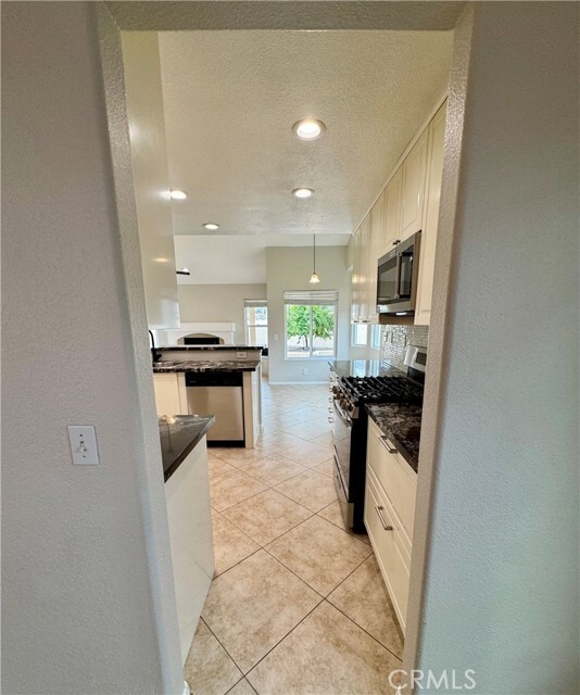Building Photo - 25665 Sierra Leone Ct