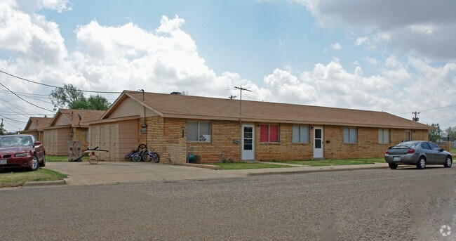 Building Photo - 408 15th St