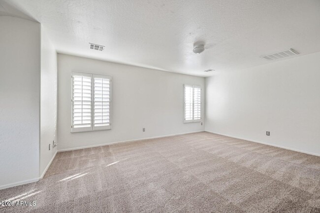 Building Photo - 933 W Aspen Way
