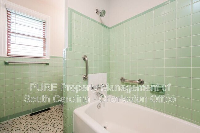 Building Photo - 4117 Olivia Dr