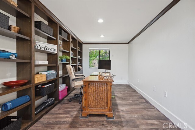 Building Photo - 4372 Park Vicente