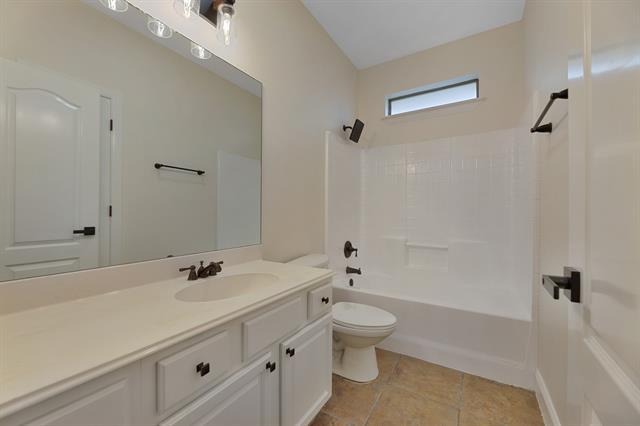 Building Photo - 5828 Caballo St