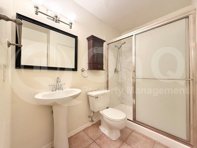 Building Photo - 1717 E Union Hills Dr