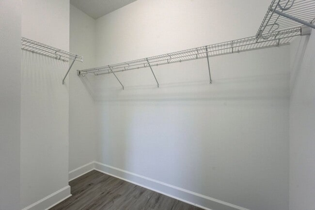 Building Photo - 9075 Kingsmoor Wy