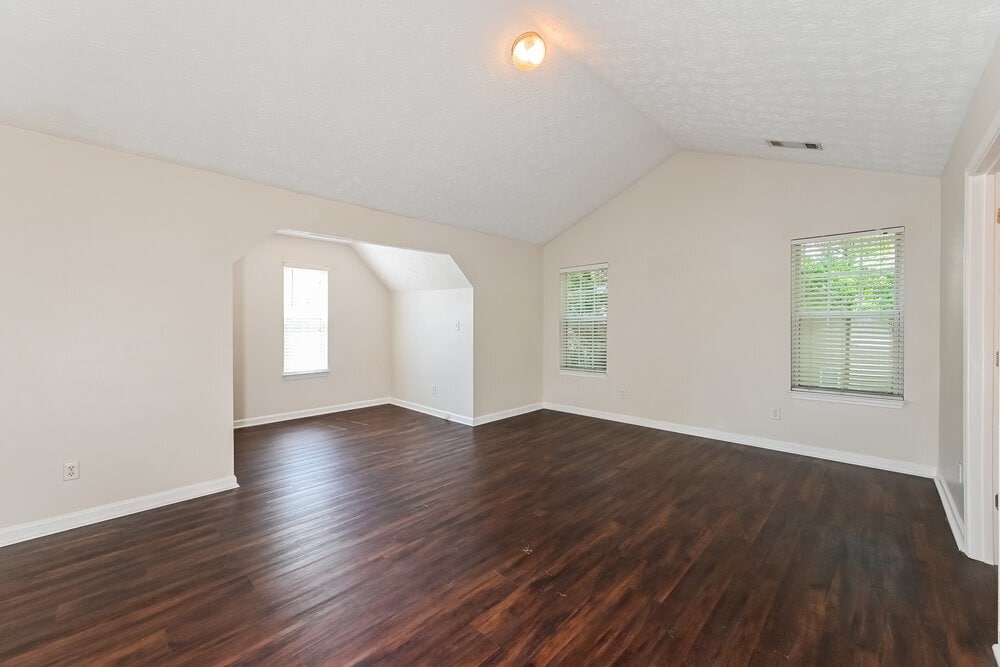 Building Photo - 564 Kirtley Ct