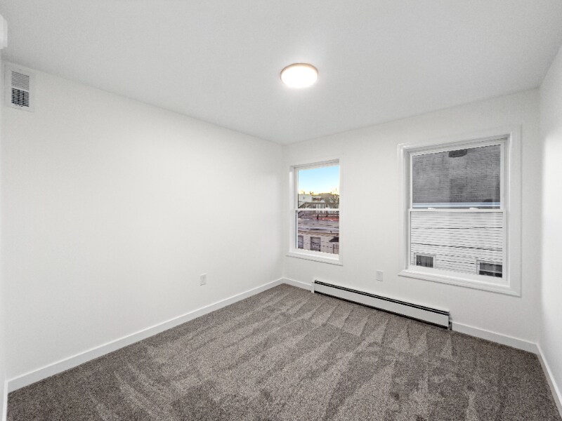 Building Photo - 107 Abbott St