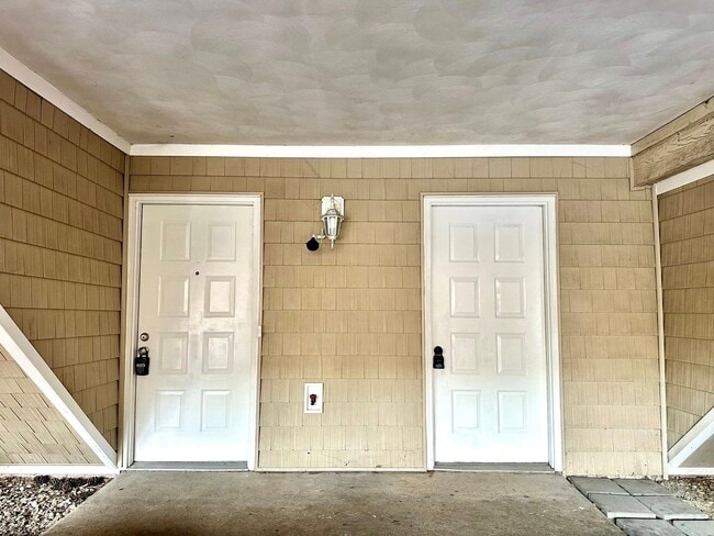 Building Photo - Beach Life!