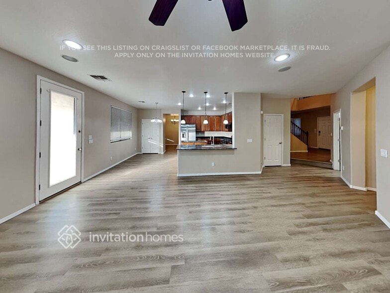 Building Photo - 11311 E Stearn Ave