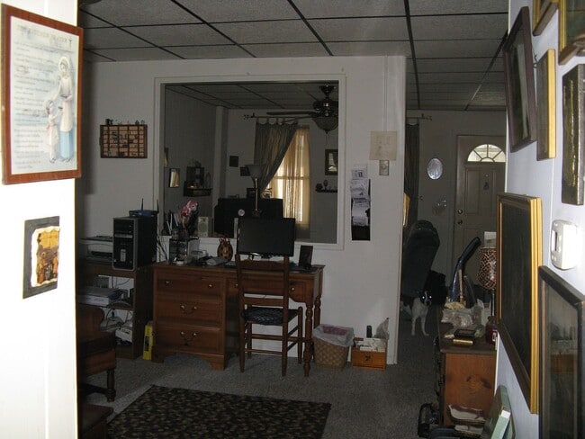 Building Photo - 482 New Dorwart St