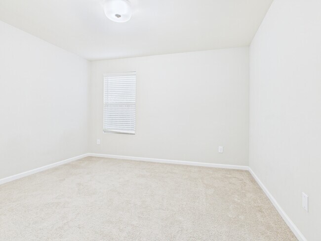 Building Photo - 5939 River Mdw Ct