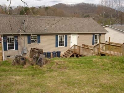 Building Photo - Extra Clean 3 Bedroom 2 Bath Modular Home with Central Heat & AC near Lowes in Sylva $1800 a mont...