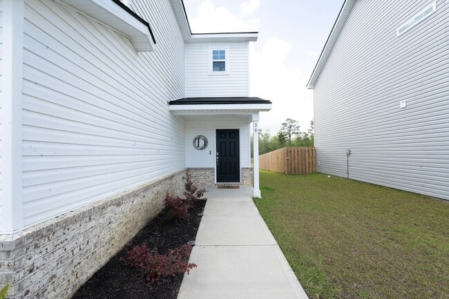 Building Photo - Coming Available!