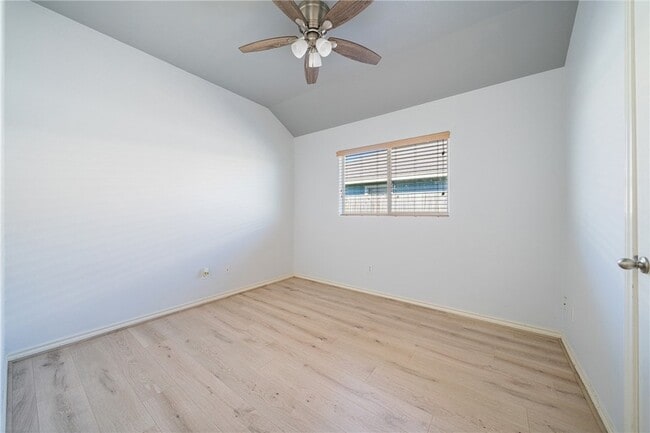 Building Photo - 2317 White Star Dr