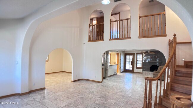 Building Photo - 4719 Frankfort Ave