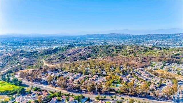 Building Photo - 2422 Coventry Cir