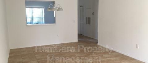 Building Photo - 14557 Laguna Beach Cir