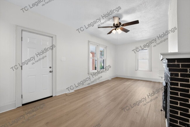 Building Photo - 316 Harrison St