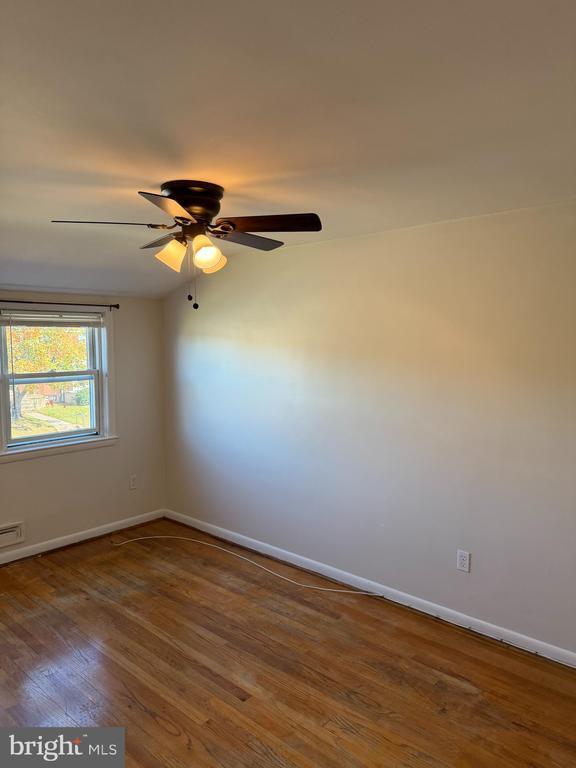Building Photo - 1117 Linden Ave