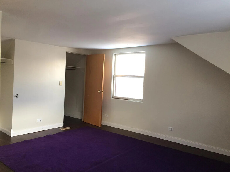 Bedroom 1 - 16 Lawrence Ave