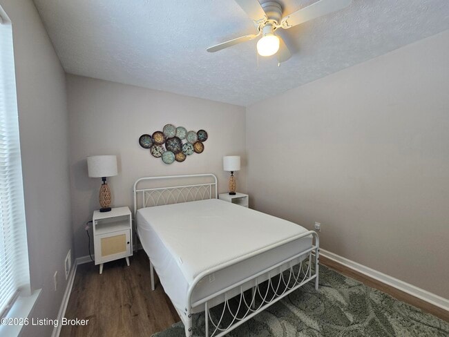 Building Photo - 3728 Locust Ave