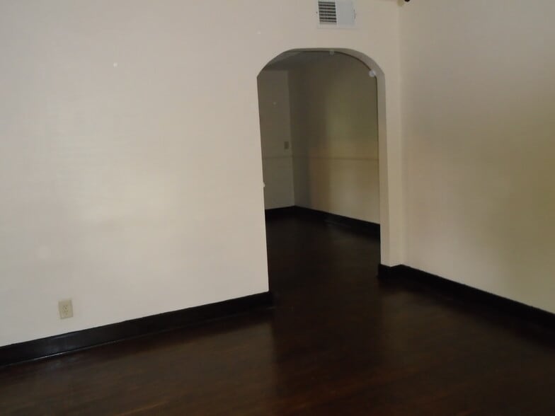 Living room archway - 100 N. 33rd St., Apt 3