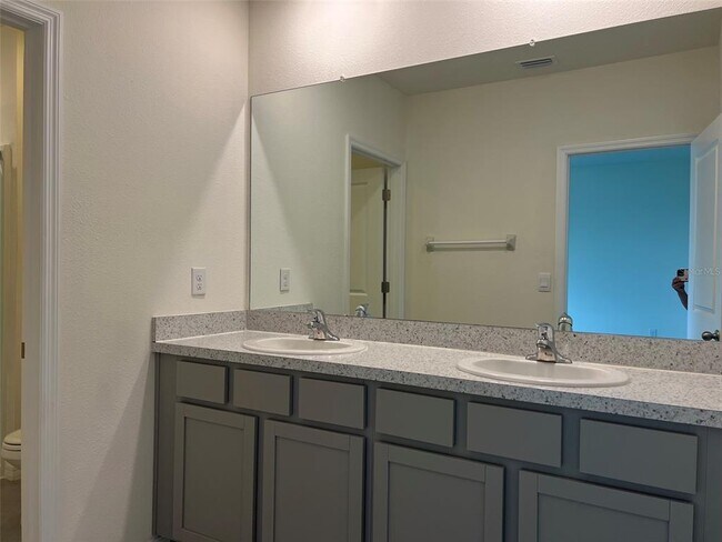 Building Photo - 32978 Tulip Petal Ln