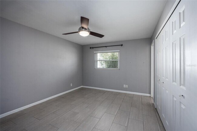 Building Photo - 7604 SW 56th Ave