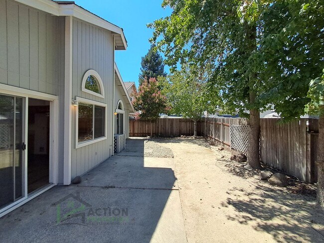 Building Photo - 3835 Hunters Glen Pl