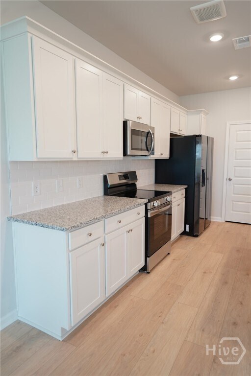 Building Photo - 111 Saltgrass Ln