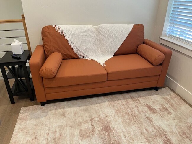 Building Photo - 105 Park Ave