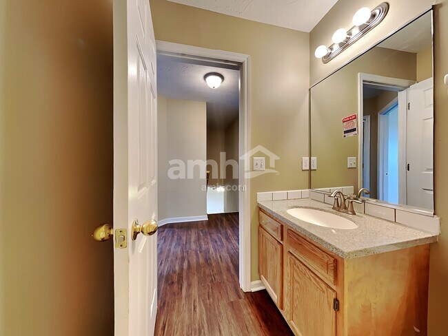 Building Photo - 7705 Mourning Dove Ln