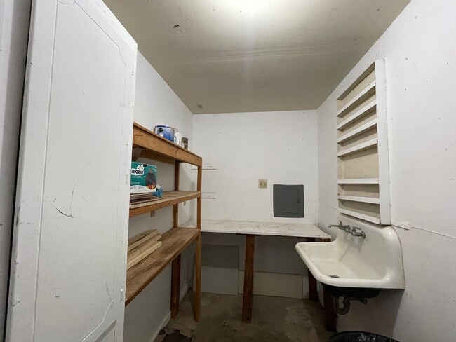 Building Photo - All that is missing is You!