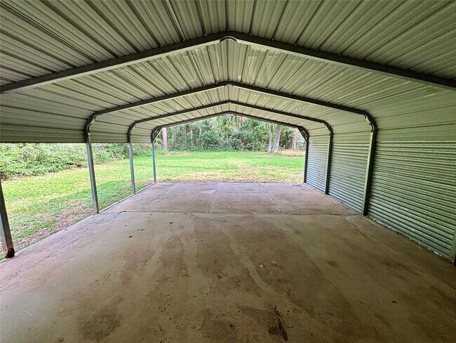 Building Photo - 10642 Royal Pines Dr