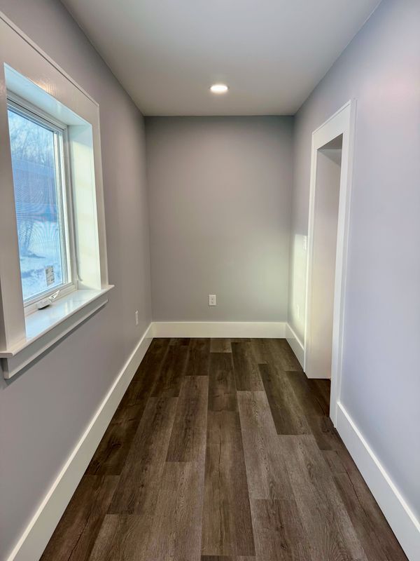 Building Photo - 1937 Spencer Hill Rd