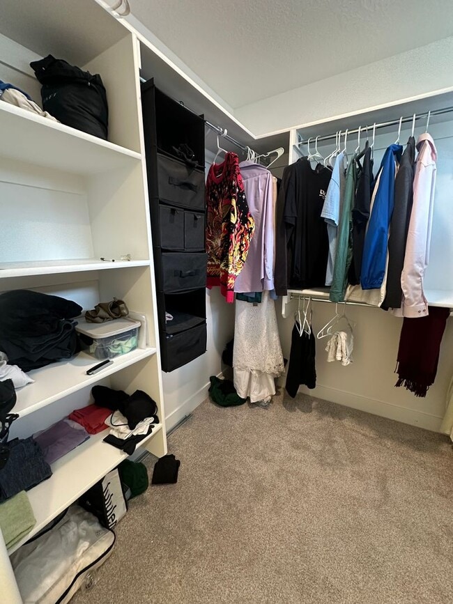 Building Photo - Absolutely STUNNING Home in Lehi!!!