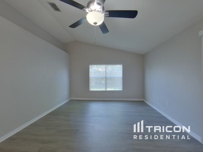 Building Photo - 3222 Crestwood Forest Dr
