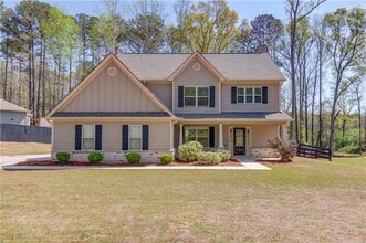 Building Photo - 13 Creekside Dr