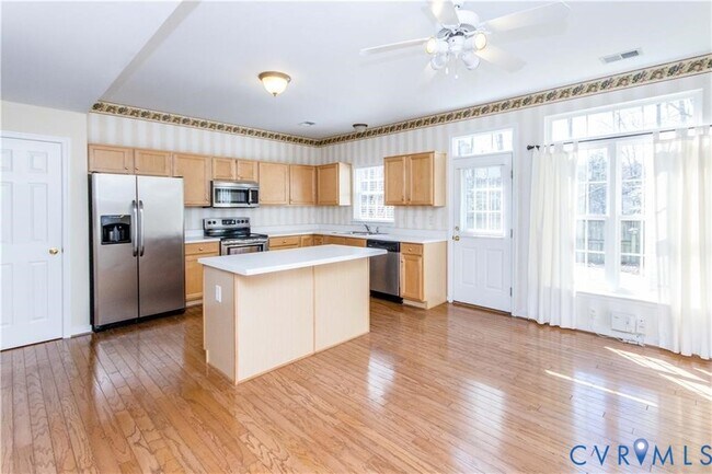 Building Photo - 5501 Millstream Ln