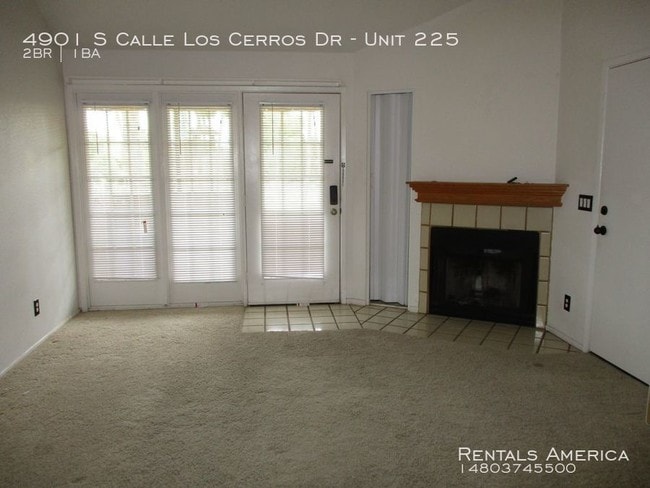 Building Photo - GATED! Townhouse w/ Garage in Tempe!