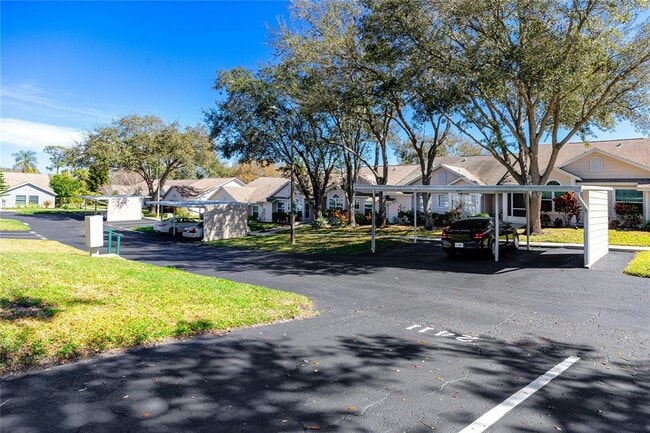 Building Photo - 2411 Bentley Dr